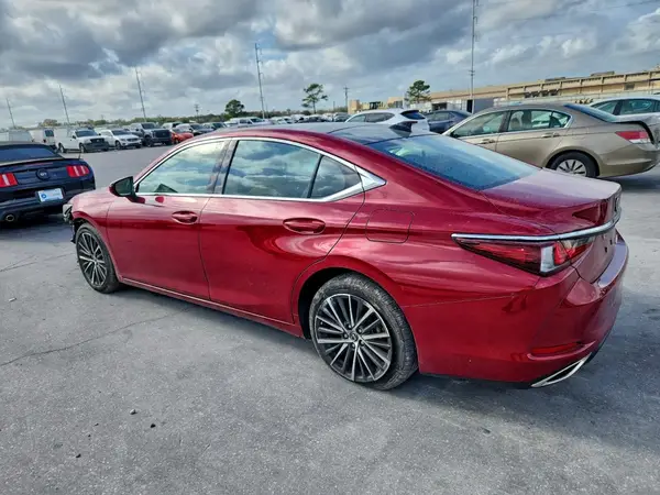 58ADZ1B13SU198494 2025 LEXUS ES - Image 2