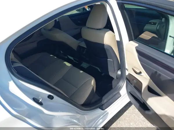 58ADZ1B14LU061257 2020 LEXUS ES - Image 8