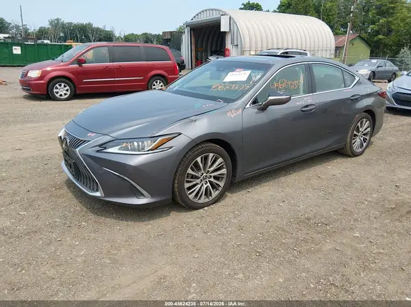 58ADZ1B14LU064594 2020 LEXUS ES - Image 2
