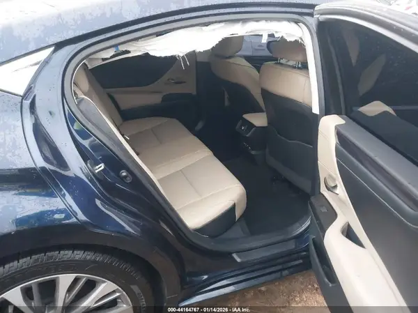 58ADZ1B14LU080794 2020 LEXUS ES - Image 8