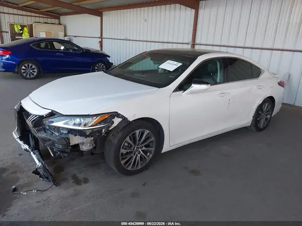 58ADZ1B14MU089495 2021 LEXUS ES - Image 2