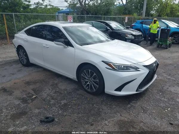 58ADZ1B14MU101872 2021 LEXUS ES - Image 1