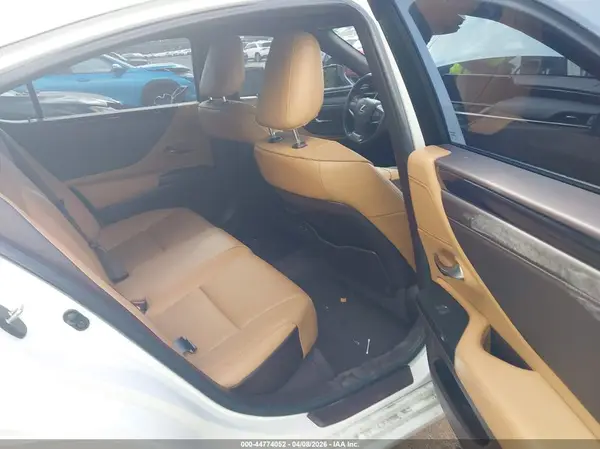 58ADZ1B14MU101872 2021 LEXUS ES - Image 8
