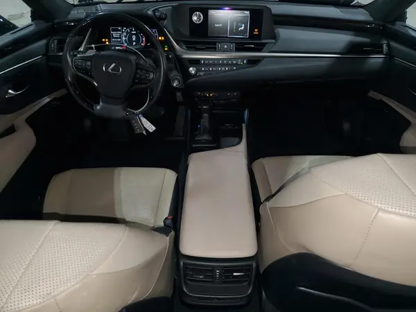 58ADZ1B14MU109860 2021 LEXUS ES - Image 8