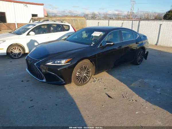 58ADZ1B14NU111836 2022 LEXUS ES - Image 2