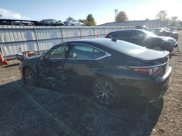 58ADZ1B14NU119080 2022 LEXUS ES - Image 2