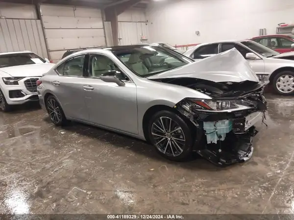 58ADZ1B14NU124361 2022 LEXUS ES - Image 1