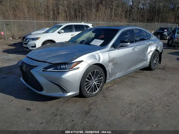 58ADZ1B14NU127244 2022 LEXUS ES - Image 2