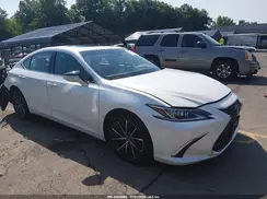 58ADZ1B14NU135070 2022 LEXUS ES