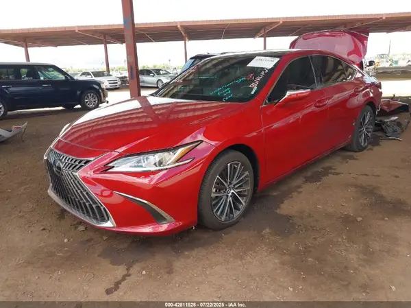 58ADZ1B14RU179432 2024 LEXUS ES - Image 2