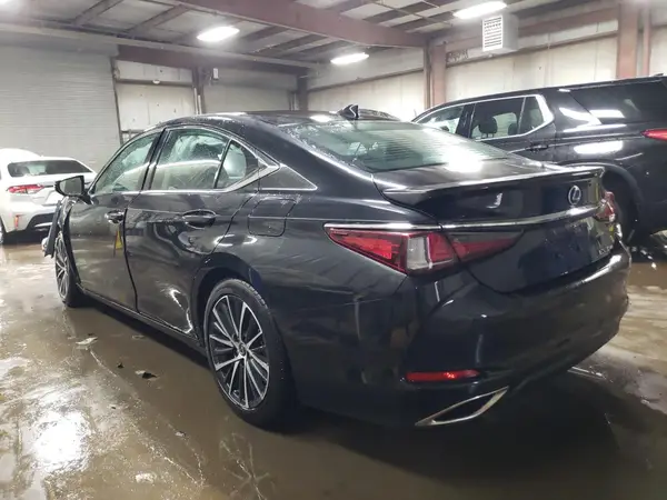 58ADZ1B14RU182718 2024 LEXUS ES - Image 2