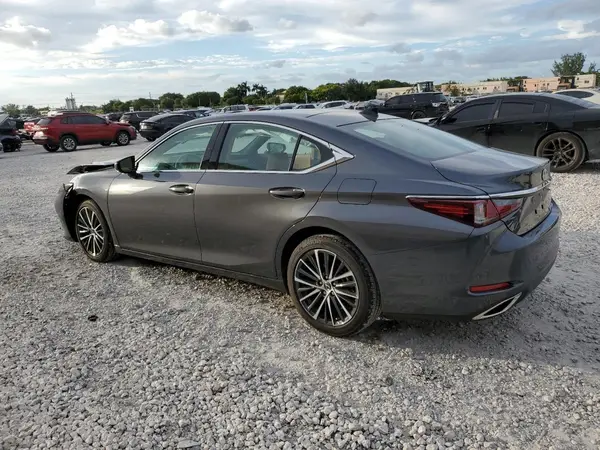 58ADZ1B14SU195801 2025 LEXUS ES - Image 2