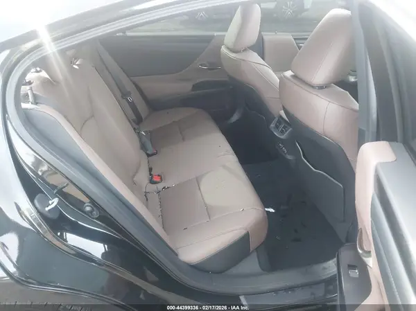 58ADZ1B14SU209180 2025 LEXUS ES - Image 8