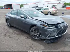 58ADZ1B14SU215903 2025 LEXUS ES