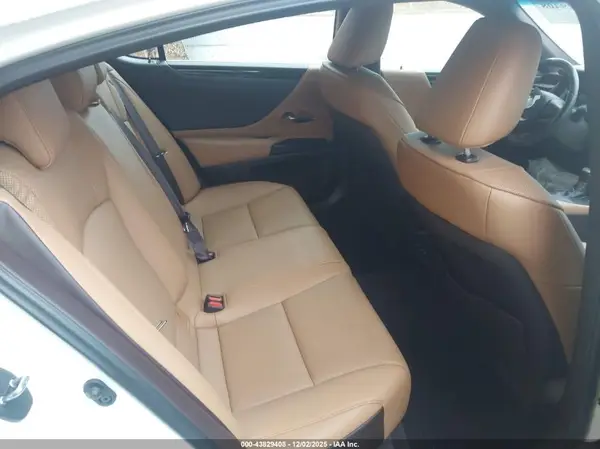 58ADZ1B15LU055533 2020 LEXUS ES - Image 8
