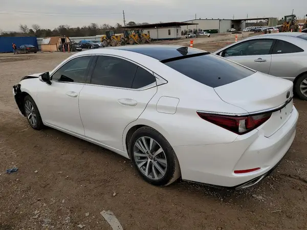 58ADZ1B15LU064703 2020 LEXUS ES - Image 2