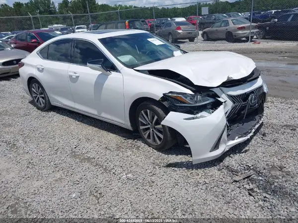 58ADZ1B15MU089795 2021 LEXUS ES - Image 1