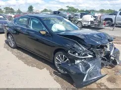 58ADZ1B15MU095757 2021 LEXUS ES
