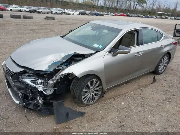 58ADZ1B15MU098884 2021 LEXUS ES - Image 2