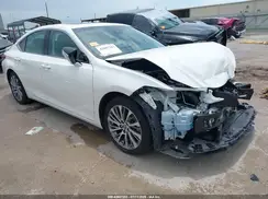 58ADZ1B15MU102156 2021 LEXUS ES
