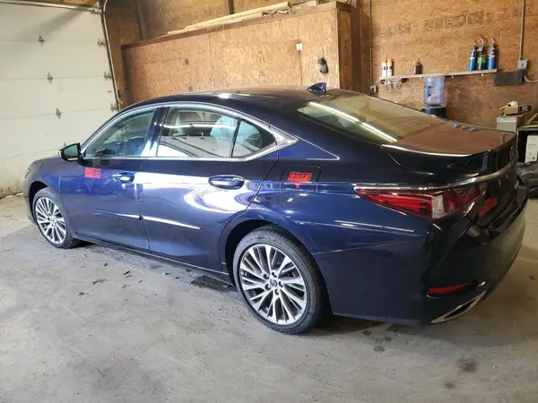 58ADZ1B15MU103114 2021 LEXUS ES - Image 2