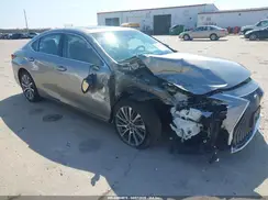 58ADZ1B15MU106451 2021 LEXUS ES