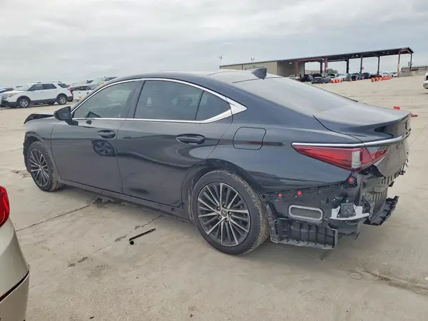 58ADZ1B15NU117273 2022 LEXUS ES - Image 2