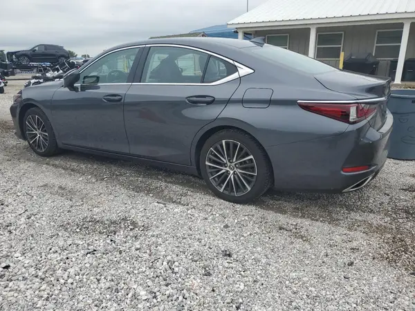 58ADZ1B15NU118066 2022 LEXUS ES - Image 2