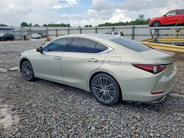 58ADZ1B15NU126961 2022 LEXUS ES - Image 2
