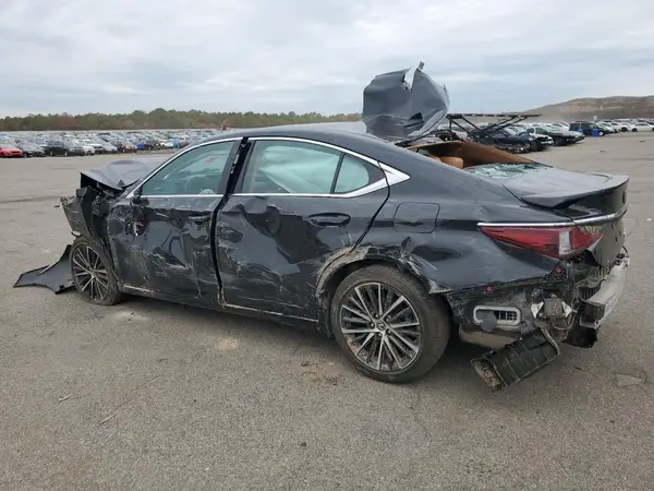58ADZ1B15NU133005 2022 LEXUS ES - Image 2