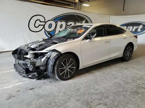 58ADZ1B15NU137023 2022 LEXUS ES - Image 1