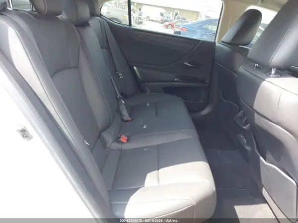 58ADZ1B15PU151586 2023 LEXUS ES - Image 8
