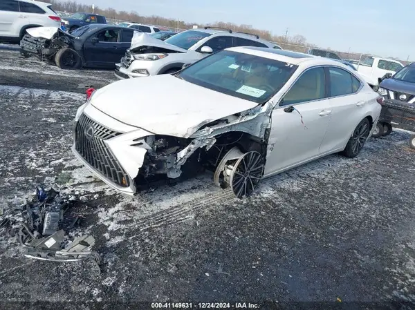 58ADZ1B15PU159283 2023 LEXUS ES - Image 2