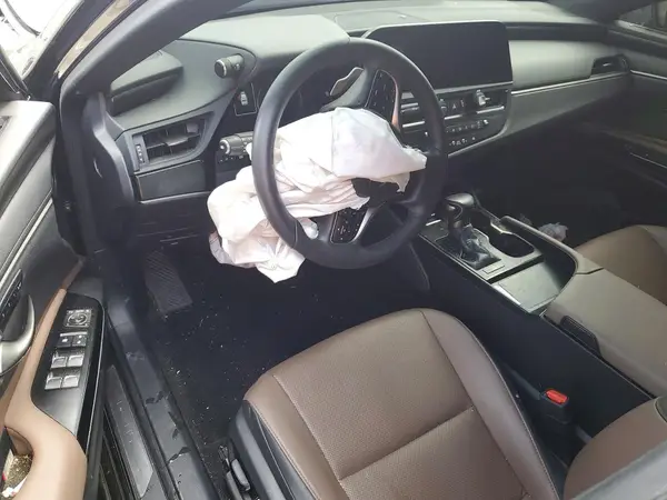 58ADZ1B15RU169833 2024 LEXUS ES - Image 8