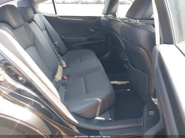 58ADZ1B15RU182579 2024 LEXUS ES - Image 8
