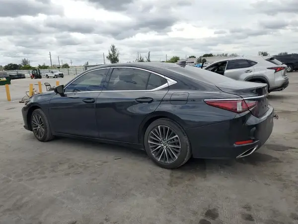 58ADZ1B15SU186184 2025 LEXUS ES - Image 2