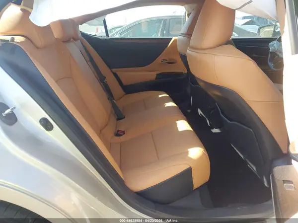 58ADZ1B15SU186962 2025 LEXUS ES - Image 8