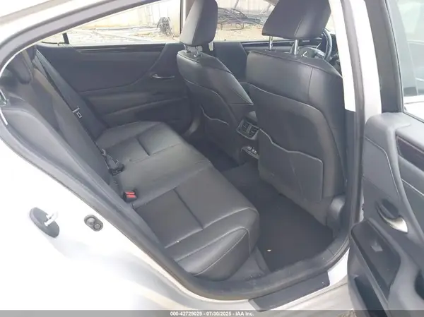 58ADZ1B16LU055315 2020 LEXUS ES - Image 8