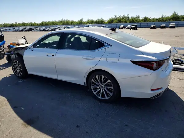 58ADZ1B16LU064631 2020 LEXUS ES - Image 2