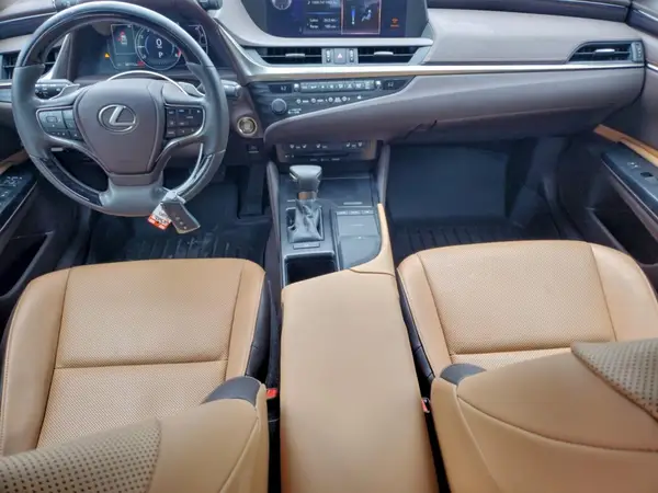 58ADZ1B16LU067691 2020 LEXUS ES - Image 8