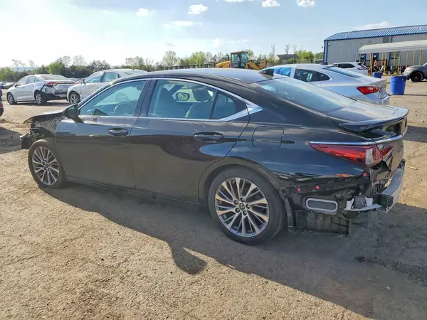 58ADZ1B16LU070803 2020 LEXUS ES - Image 2