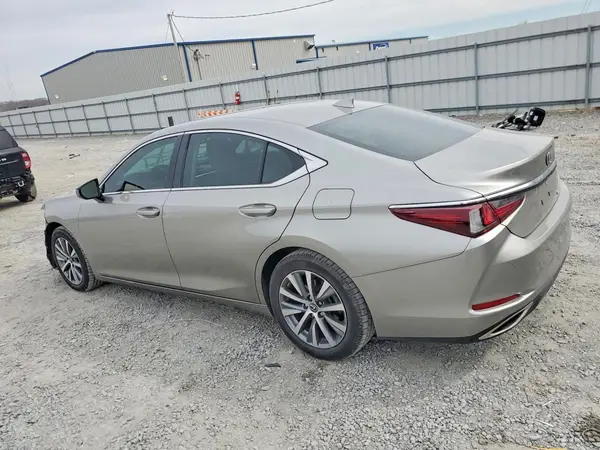 58ADZ1B16LU072776 2020 LEXUS ES - Image 2
