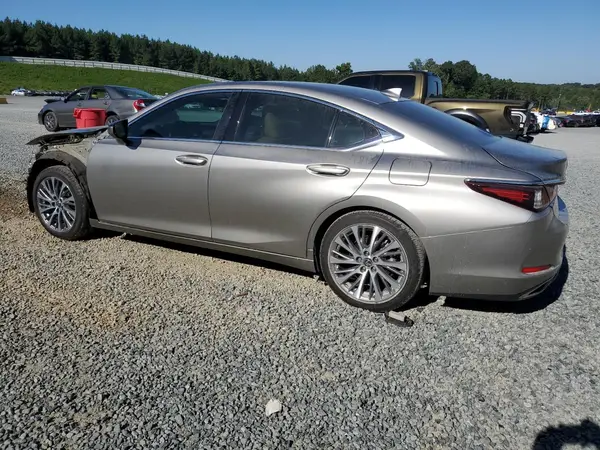 58ADZ1B16LU074849 2020 LEXUS ES - Image 2