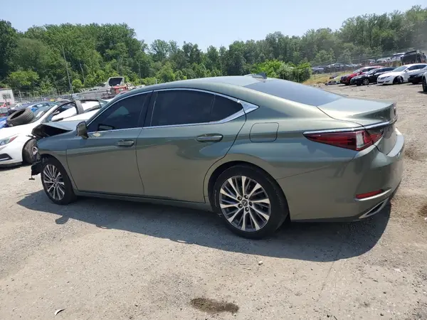 58ADZ1B16LU079033 2020 LEXUS ES - Image 2