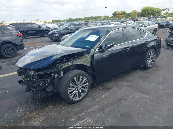 58ADZ1B16MU096383 2021 LEXUS ES - Image 2