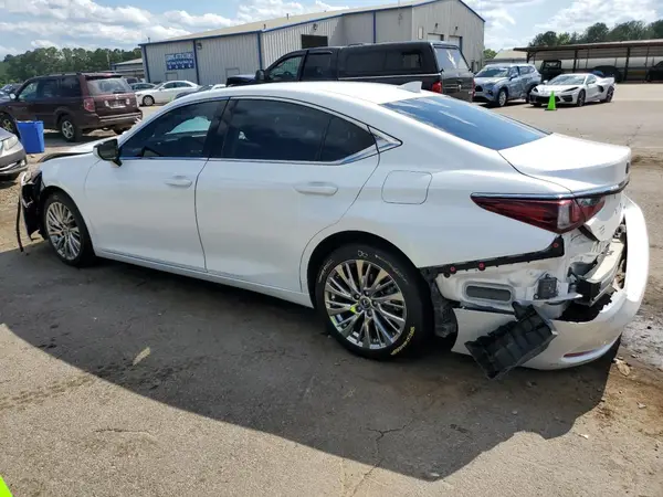 58ADZ1B16MU098179 2021 LEXUS ES - Image 2