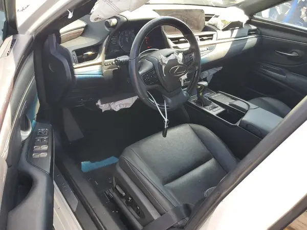 58ADZ1B16MU098179 2021 LEXUS ES - Image 8
