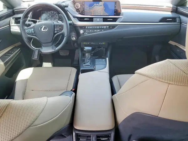 58ADZ1B16MU099218 2021 LEXUS ES - Image 8