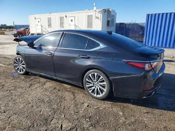 58ADZ1B16MU099736 2021 LEXUS ES - Image 2