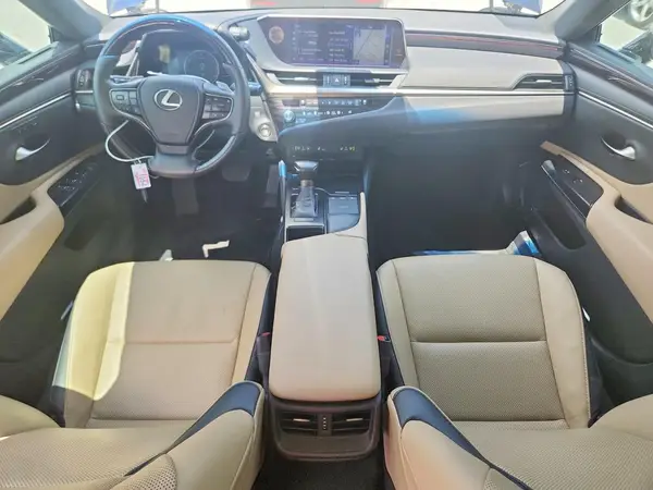 58ADZ1B16MU102196 2021 LEXUS ES - Image 8